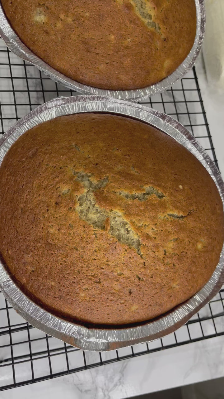 BANANA CAKE (Preorder)